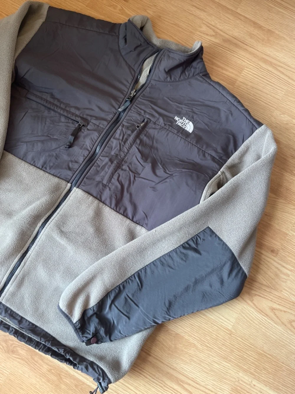The North Face Men’s Gray & Beige Colorblock Fleece Jacket Size XXL